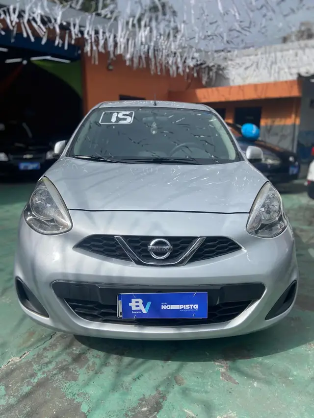 Carro Nissan March 2015 1.0 16V S (Flex)