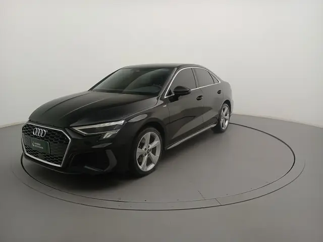Carro Audi A3 2024 S-Line 2.0 TFSI S-Tron.(Híb.)