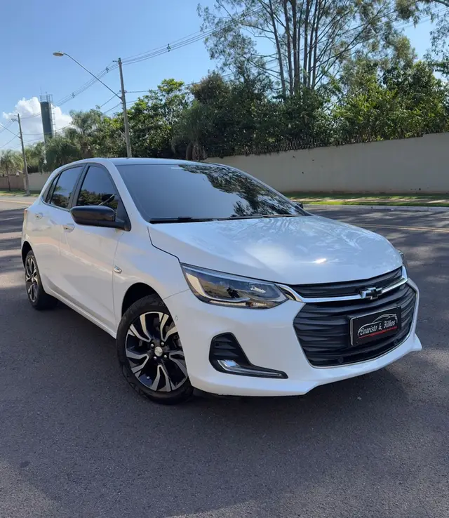 Carro Chevrolet Onix 2023 Premier 1.0 Turbo (Aut.)