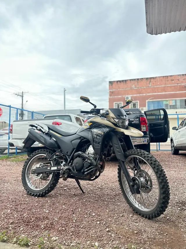 Moto Yamaha XTZ 250 Lander 2023 ABS