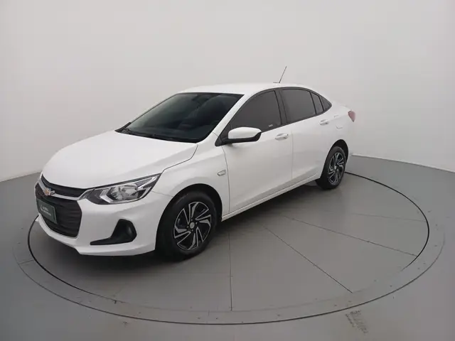 Carro Chevrolet Onix Plus 2024 LT 1.0