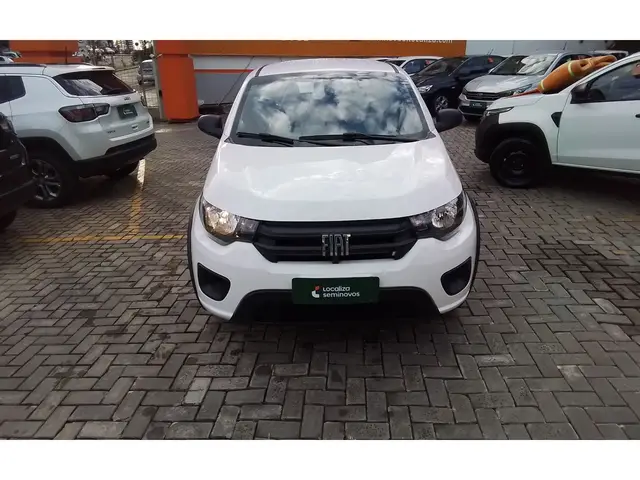 Carro Fiat Mobi 2024 Trekking 1.0
