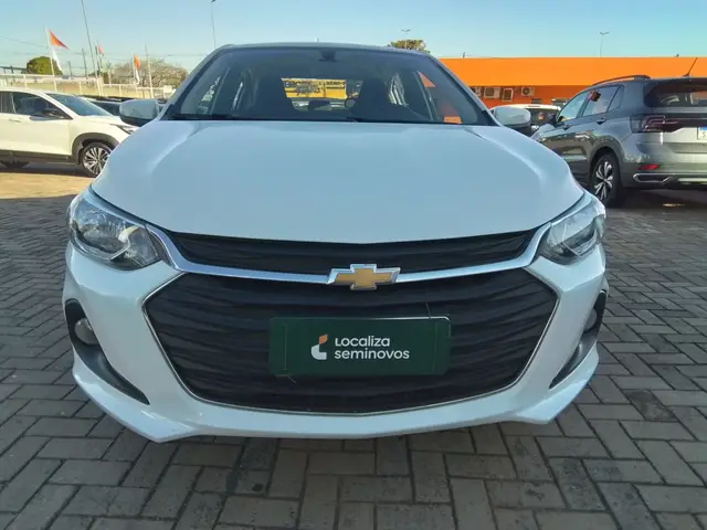 Carro Chevrolet Onix Plus 2024 LT 1.0
