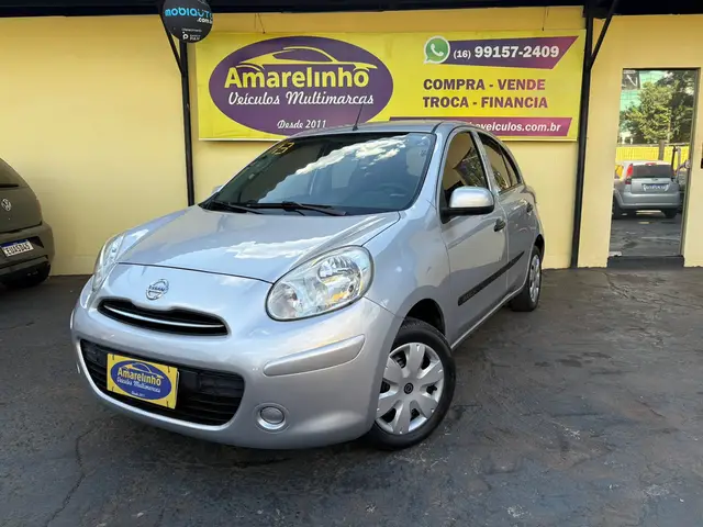 Carro Nissan March 2013 1.0 16V S (Flex)