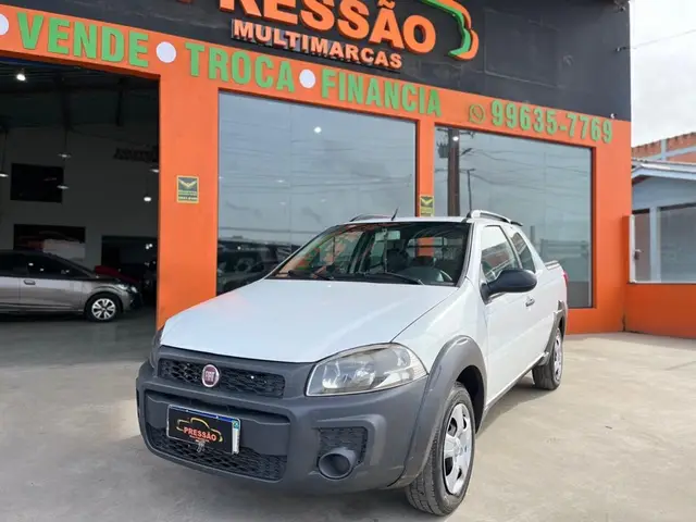 Carro Fiat Strada 2016 Working 1.4 (Flex) (Cabine Dupla)