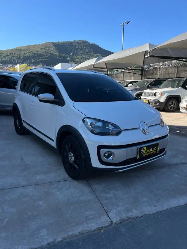 Carro Volkswagen Up! 2017 1.0 12v TSI E-Flex Cross