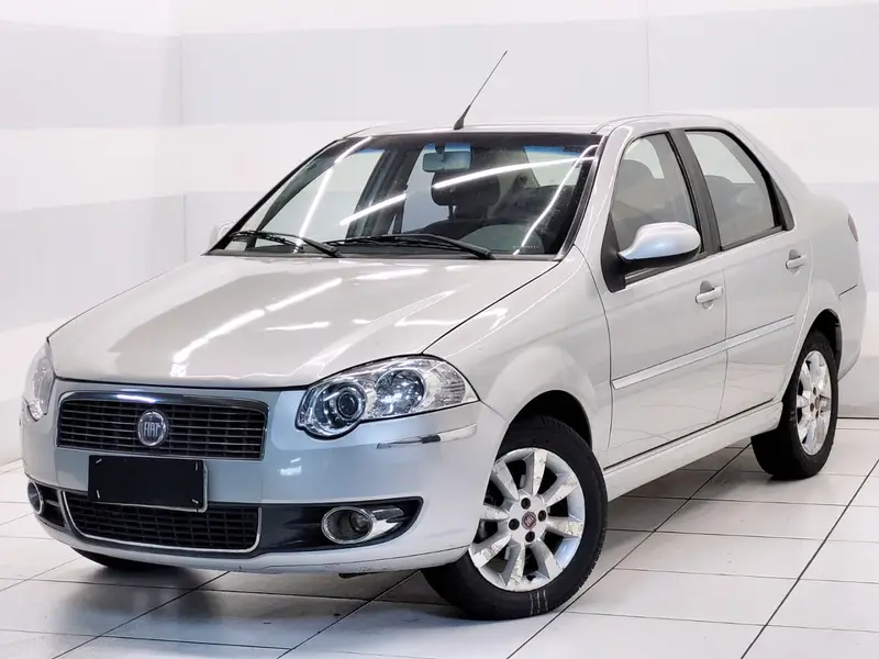 Fiat Siena Essence 1.6 16V (Flex)