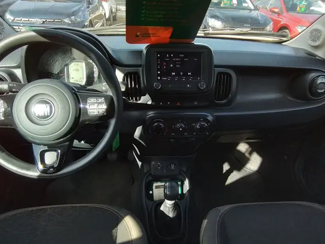 Carro Fiat Mobi 2024 Trekking 1.0