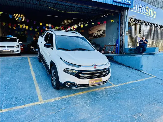 Carro Fiat Toro 2019 Volcano 2.0 diesel AT9 4x4