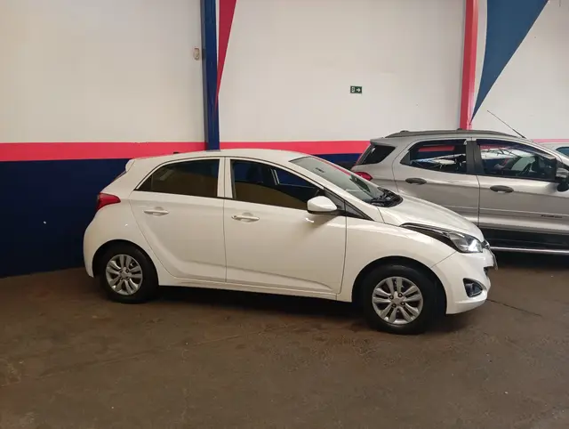 Carro Hyundai HB20 2014 1.0 Comfort (Flex)