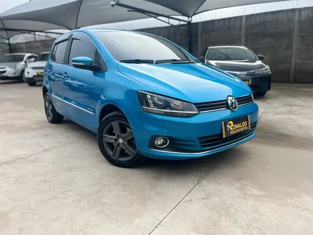 Carro Volkswagen Fox 2015 Highline 1.6 16v MSI (Flex)