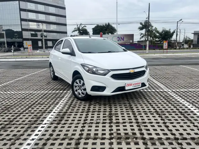 Carro Chevrolet Onix 2019 1.0 LT SPE/4