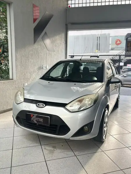 Carro Ford Fiesta Sedan 2014 SE 1.6 Rocam (Flex)