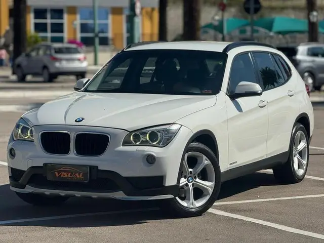 Carro BMW X1 2015 2.0 sDrive20i Activeflex
