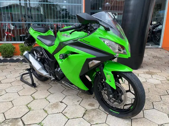 Moto Kawasaki Ninja 2018 300 (ABS)