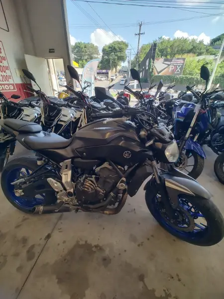 Moto Yamaha MT-07 2016 STD