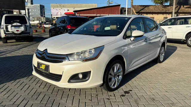 Carro Citroën C4 Lounge 2015 Tendance 2.0 16V (Flex) (Aut)