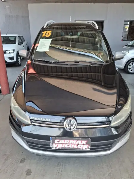 Carro Volkswagen SpaceCross 2015 1.6 16V MSI I-Motion (Flex)