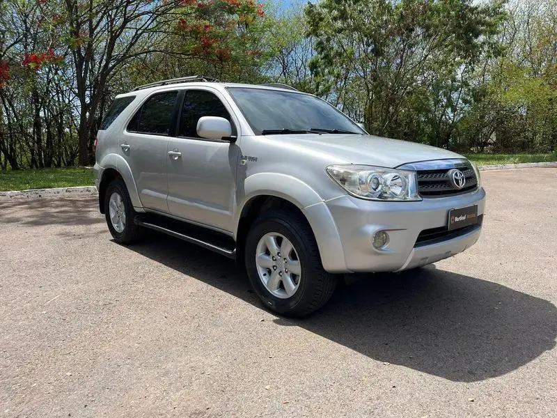 Toyota Hilux SW4 SR 4x2 2.7 VVT-i