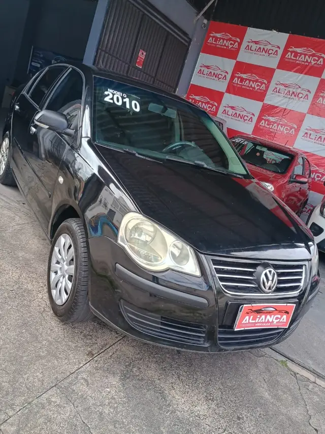Carro Volkswagen Polo Sedan 2011 1.6 8V (Flex)