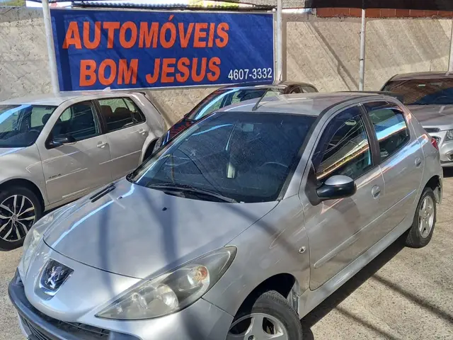Carro Peugeot 207 2010 Hatch XR 1.4 8V (flex) 4p