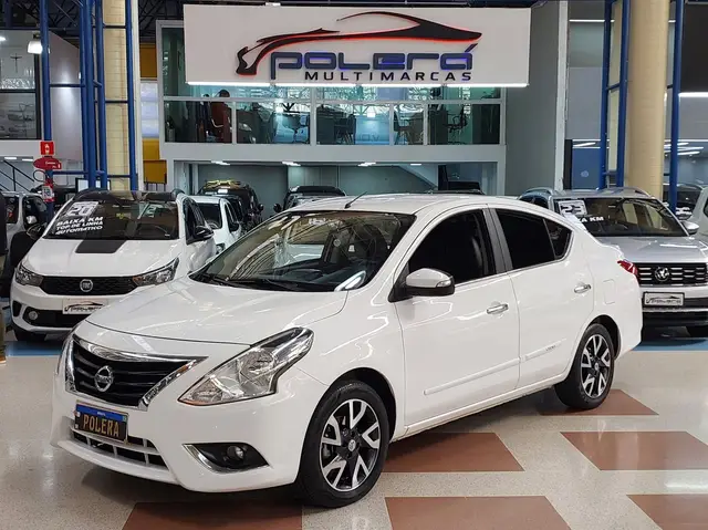 Carro Nissan Versa 2017 1.6 16V Unique CVT (Flex)