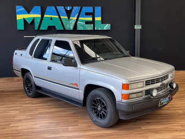 Carro Chevrolet Silverado 1998 Pick Up 4.1 MPFi