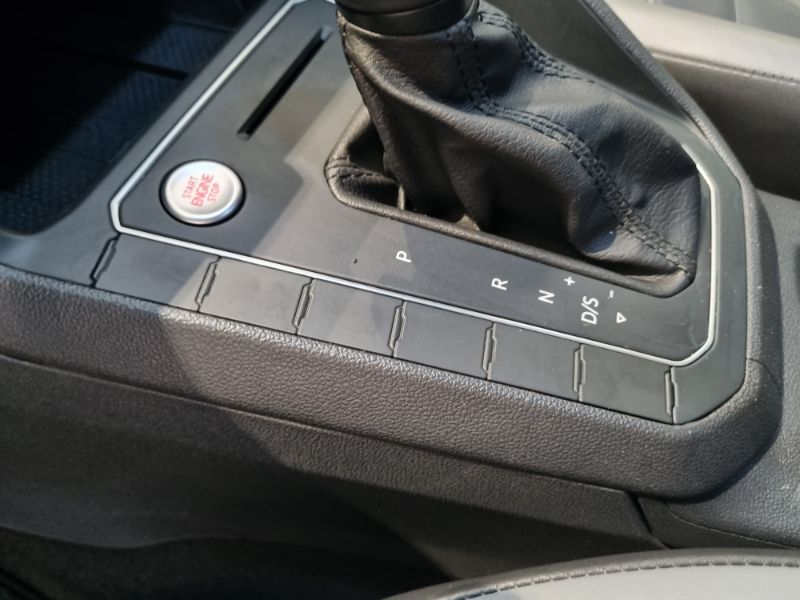 Nivus Highline 1.0 Turbo (Flex) (Aut)