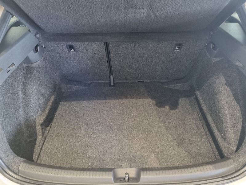Nivus Highline 1.0 Turbo (Flex) (Aut)