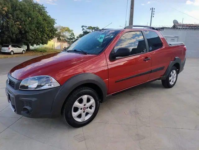 Carro Fiat Strada 2016 Working 1.4 (Flex) (Cabine Dupla)