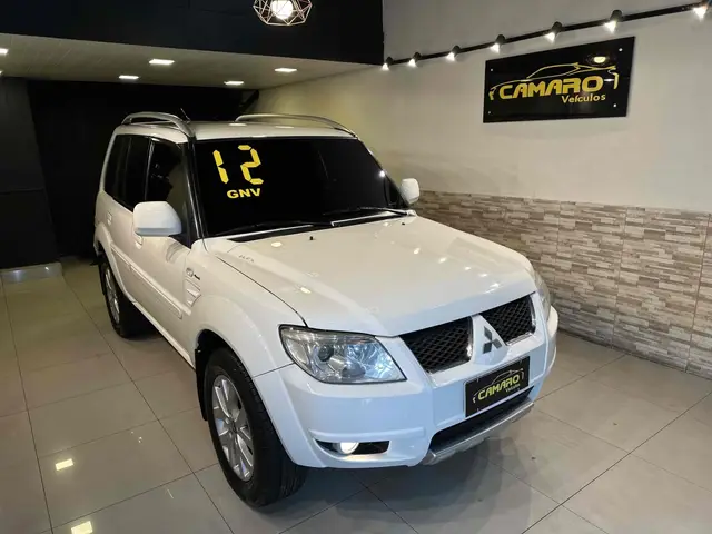 Carro Mitsubishi Pajero TR4 2012 2.0 16V 4x2 (Flex) (Aut)