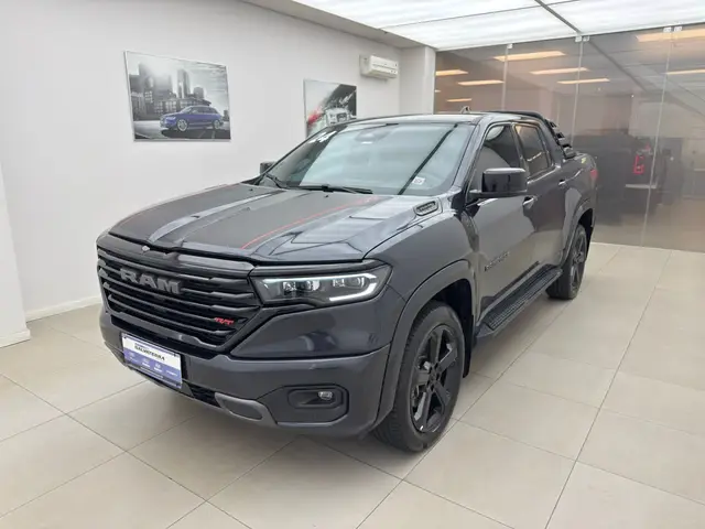 Carro RAM Rampage 2024 R/T 2.0 Turbo