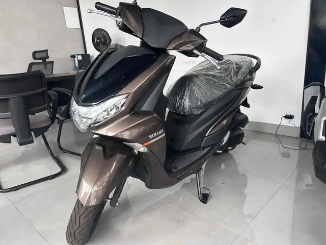 Moto Yamaha Fluo 2025 ABS
