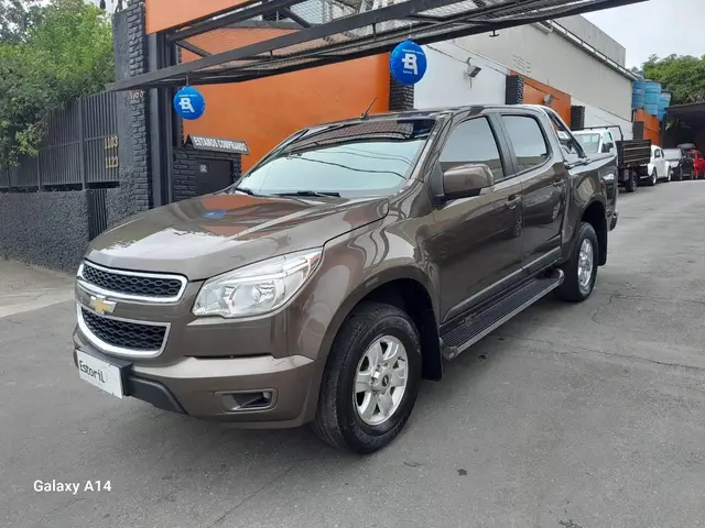 Carro Chevrolet S10 Cabine Dupla 2013 S10 LT 2.4 4x2 (Cab Dupla) (Flex)