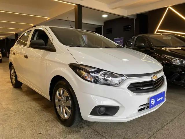 Carro Chevrolet Onix 2020 1.0 (Flex)