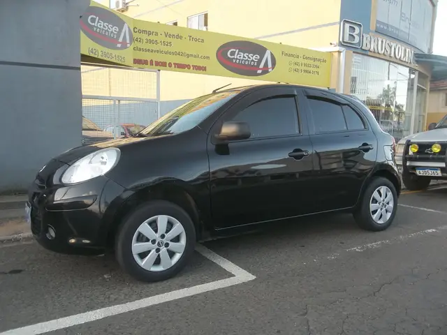 Carro Nissan March 2012 1.0 16V (Flex)