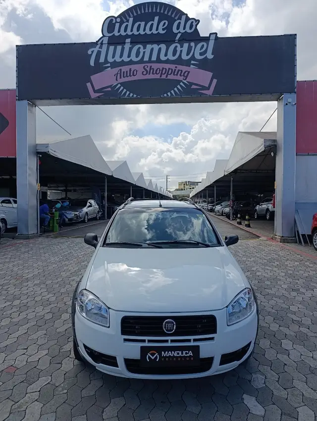 Carro Fiat Strada 2012 Working 1.4 (Flex) (Cabine Dupla)