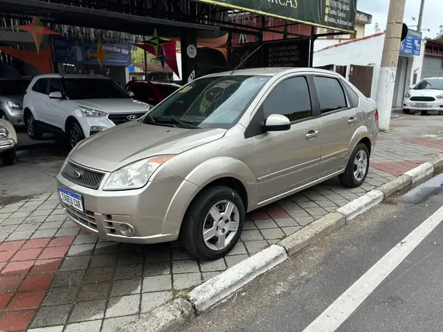 Carro Ford Fiesta Sedan 2010 1.6 (Flex)