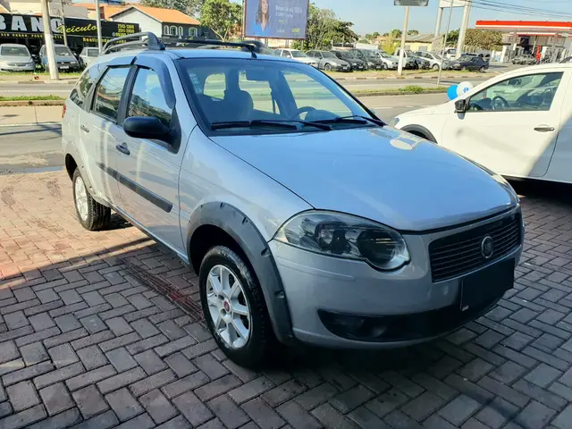 Carro Fiat Palio Weekend 2010 Trekking 1.8 8V (Flex)