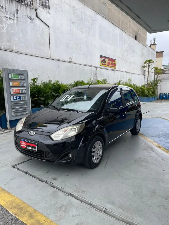 Carro Ford Fiesta Hatch 2014 S Rocam 1.0 (Flex)