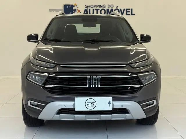 Carro Fiat Toro 2023 Volcano 2.0 TDI 4x4 (Aut)