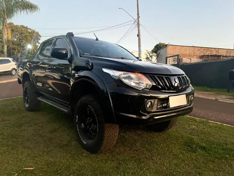 Mitsubishi L200 Triton Sport Sport 2.4 DID-H GLS 4WD