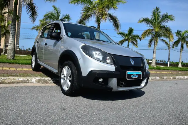 Carro Renault Sandero Stepway 2013 1.6 8V (Flex)