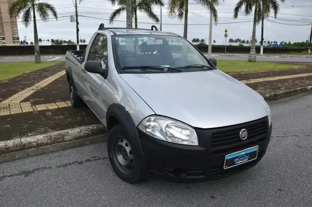 Carro Fiat Strada 2013 Working 1.4 (Flex)