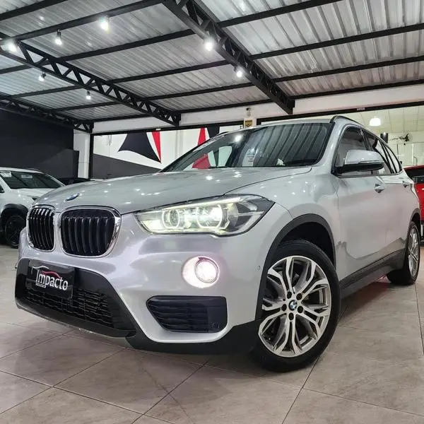 Carro BMW X1 2019 2.0 sDrive20i X-Line ActiveFlex