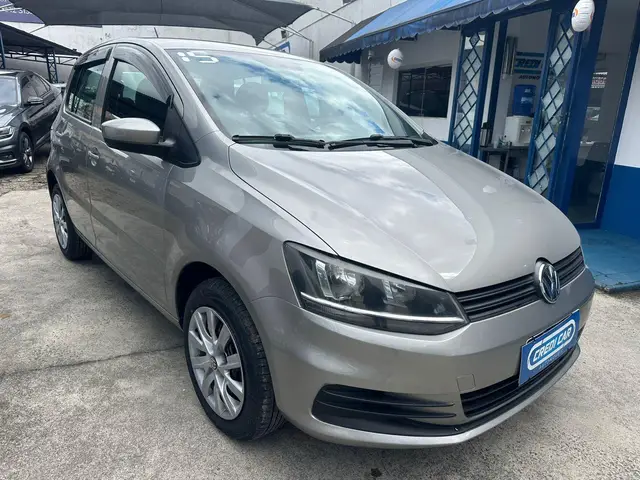 Carro Volkswagen Fox 2015 Comfortline 1.0 TEC (Flex)