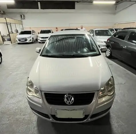 Carro Volkswagen Polo Sedan 2007 1.6 8V (Flex)