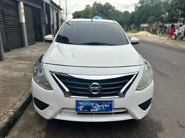 Carro Nissan Versa 2017 1.0 12V S (Flex)