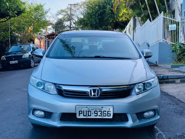 Carro Honda Civic 2014 New  LXR 2.0 i-VTEC (Aut) (Flex)