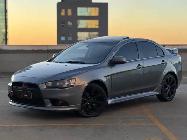 Carro Mitsubishi Lancer 2014 2.0 16V